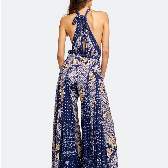 ✨🎉🔥HOST PICK!🔥🎉✨RARE FIND✨🔥SOLD OUT🔥✨Free People Azul Jumpsuit - Picture 2 of 4